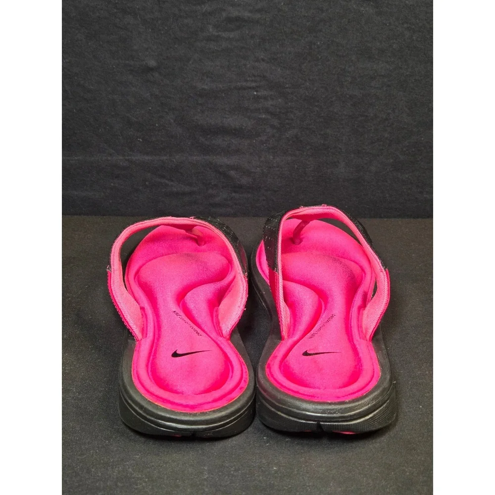 Nike Comfort Footbed Flip Flop Sandals Womens 10 Pink Black Thong 384525-601